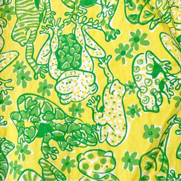 Lilly Pulitzer Vintage Men’s Frog Print Button Down Shirt - Picture 2 of 10